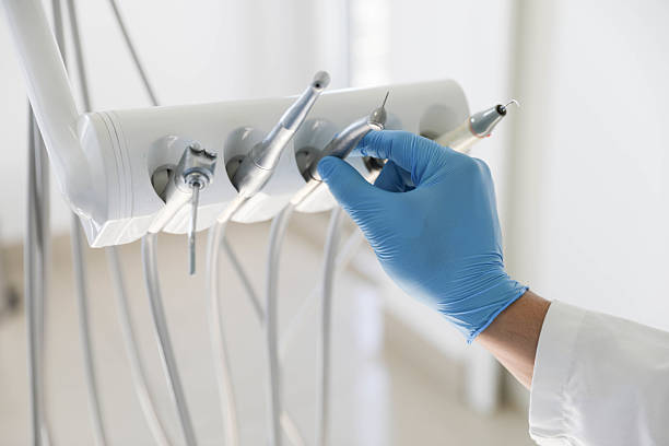 Professional Emergency Dentist technician working in Rosenberg, TX